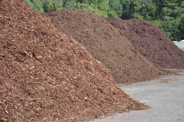 Brown Mulch Delivery in Canton